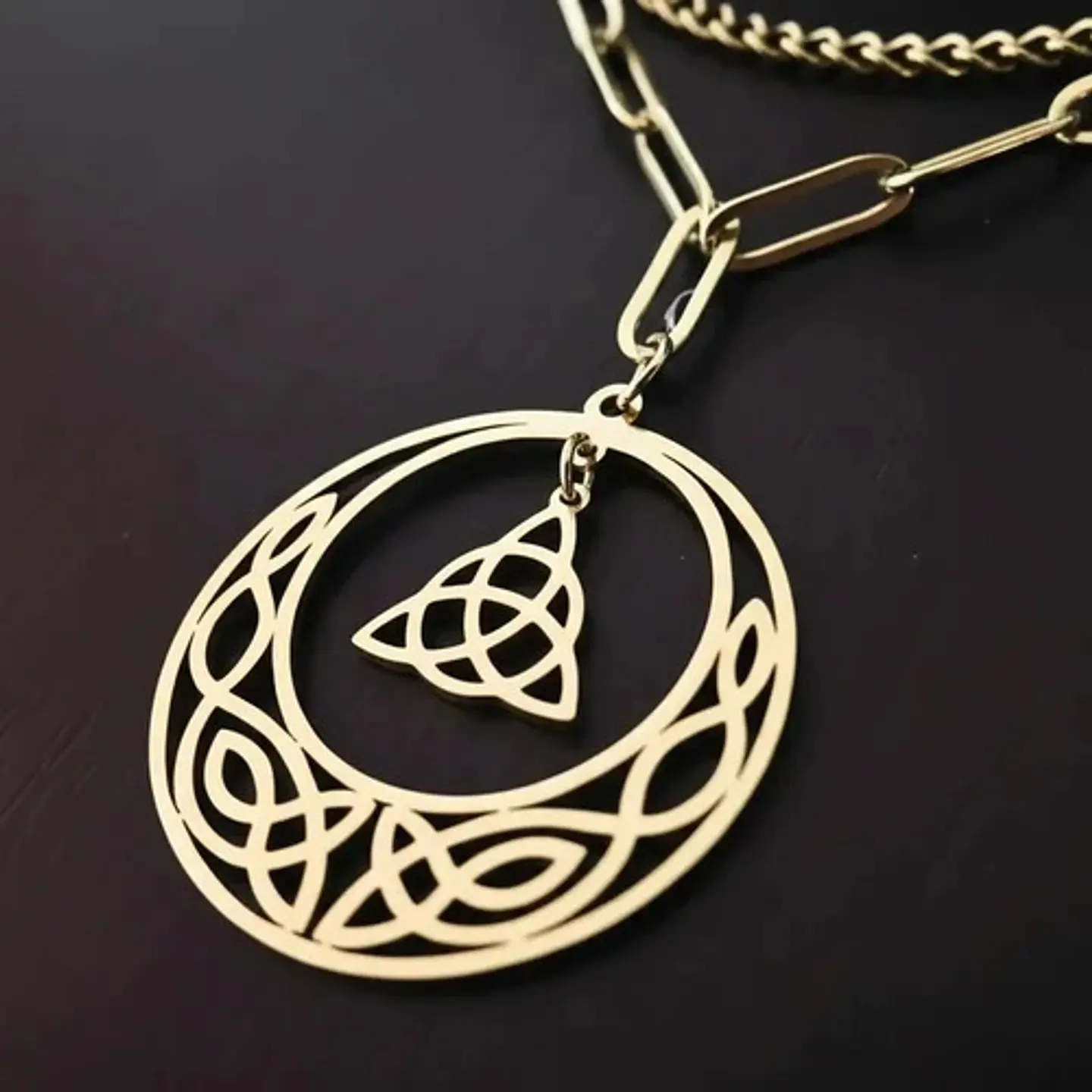 Collar Vikingo De Acero Para Mujer Dije Luna Triqueta Celta 5