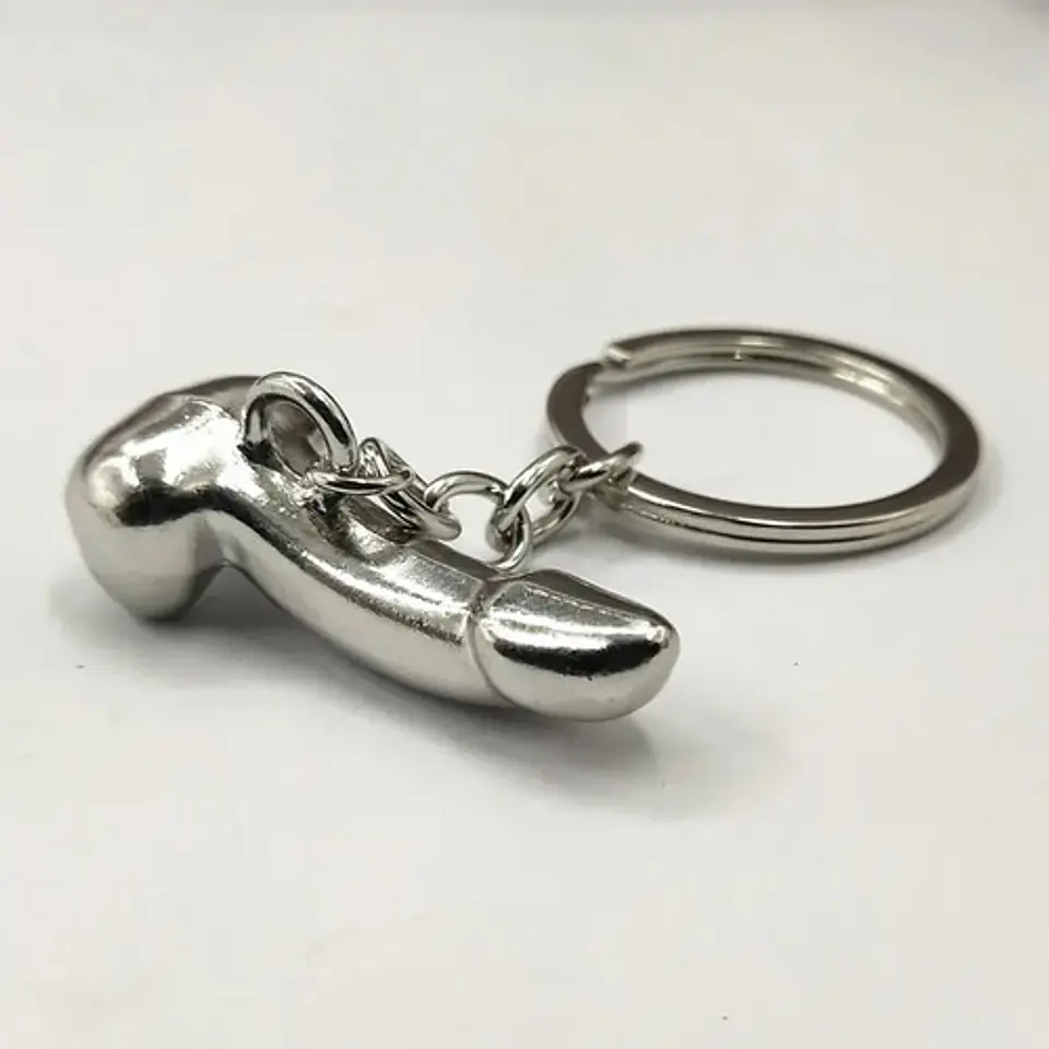 Llavero Color Plata Divertido Genitales Para Hombre Y Mujer 6