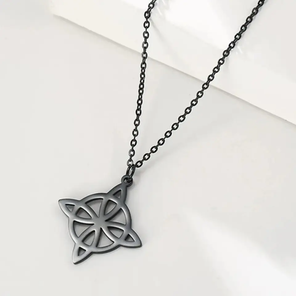 Collar Para Mujer Dije Nudo Bruja Celta De Acero Color Oro 18