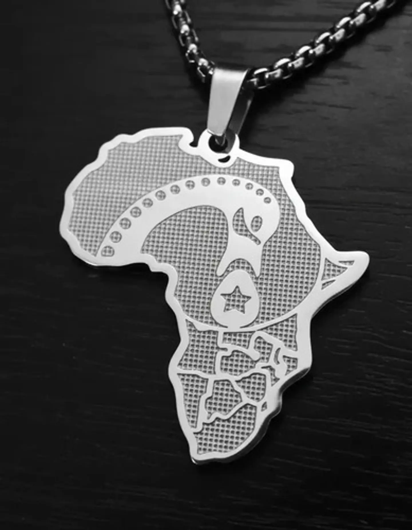 Collar De Acero Para Hombre Y Mujer Dije Continente Africa 17