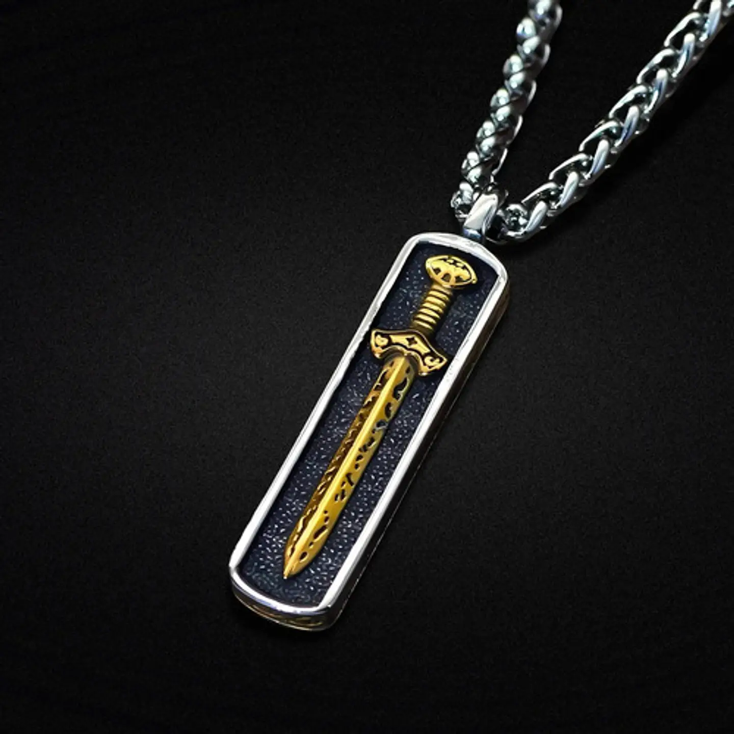 Collar Dije Vikingo Espada Nordica Acero De Color Oro Hombre Plateado 5