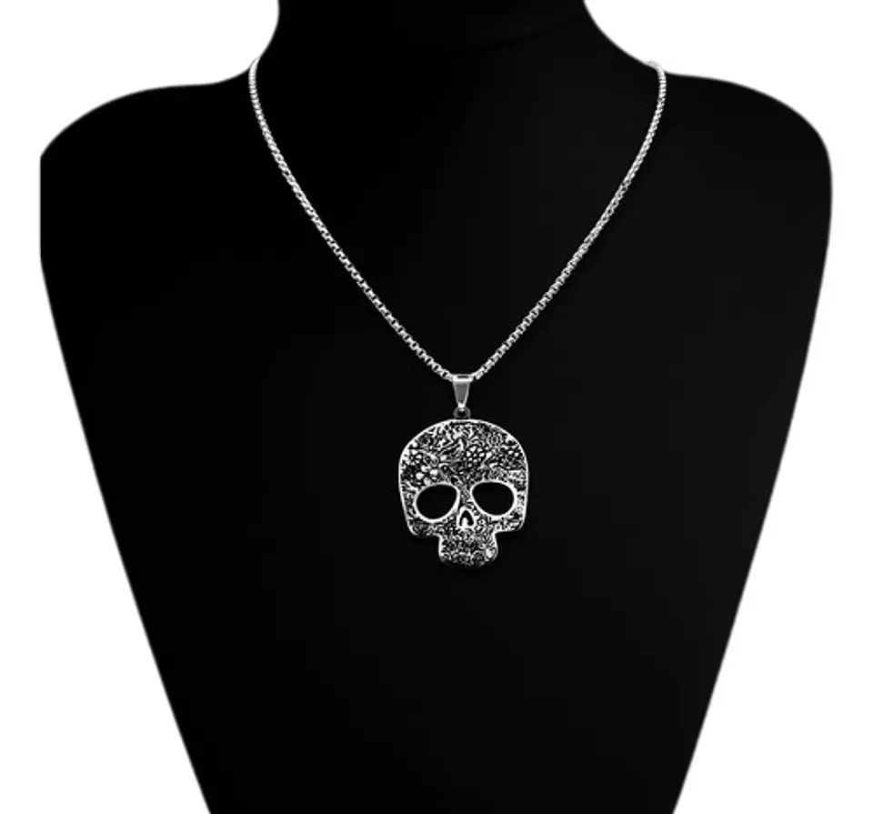 Collar Craneo Calavera Color Plata Acero Inoxidable Mujer 2