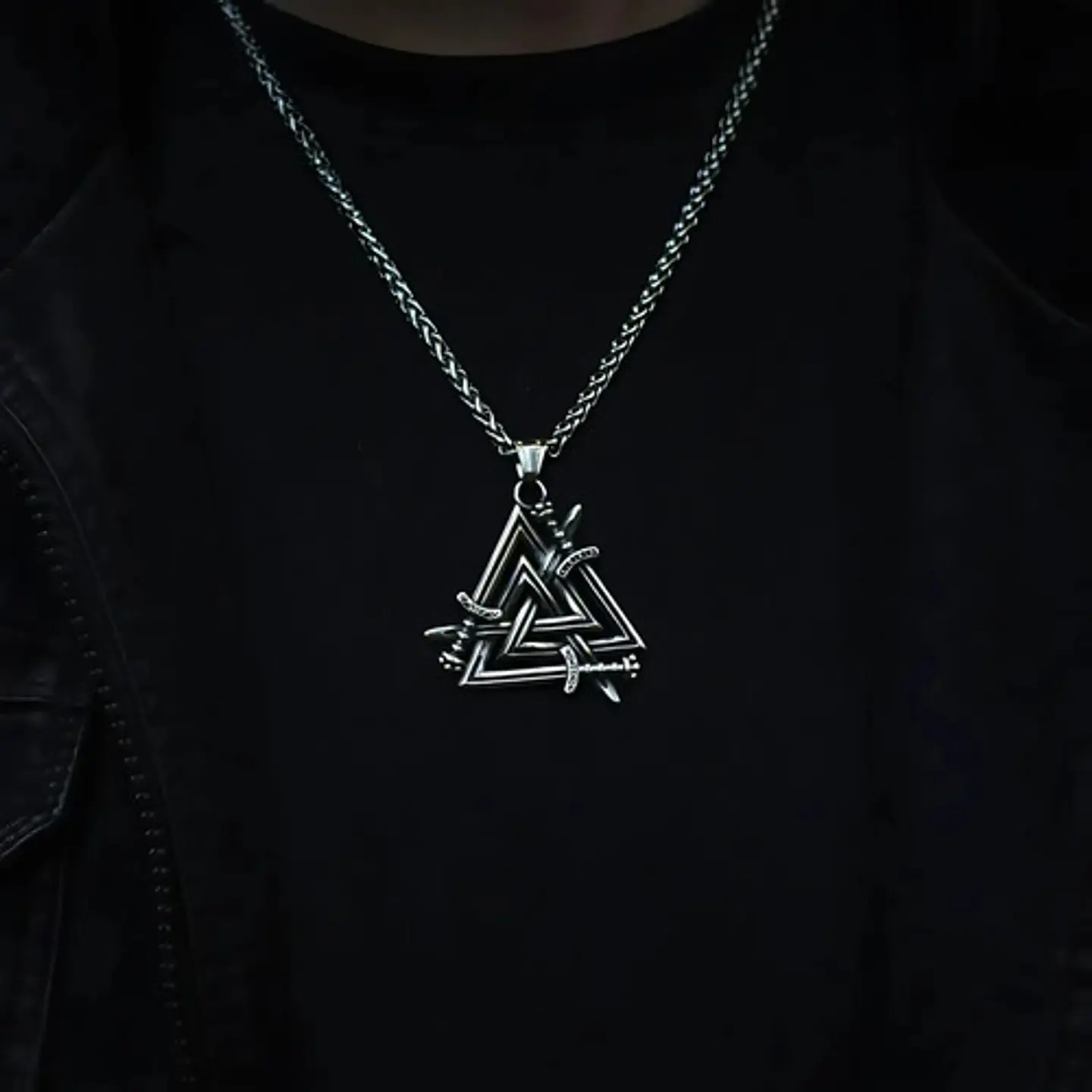 Collar Dije Vikingo Espada Valknut Acero Color Plata Hombre 10