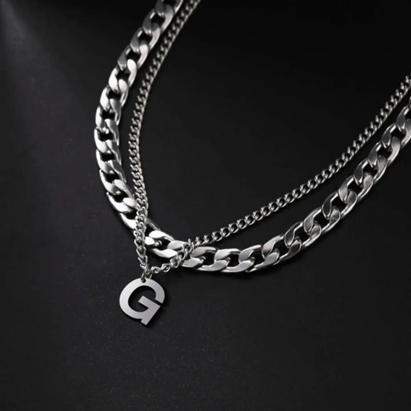 Collar Para Hombre Mujer Con Dije Letras Iniciales De Acero 27