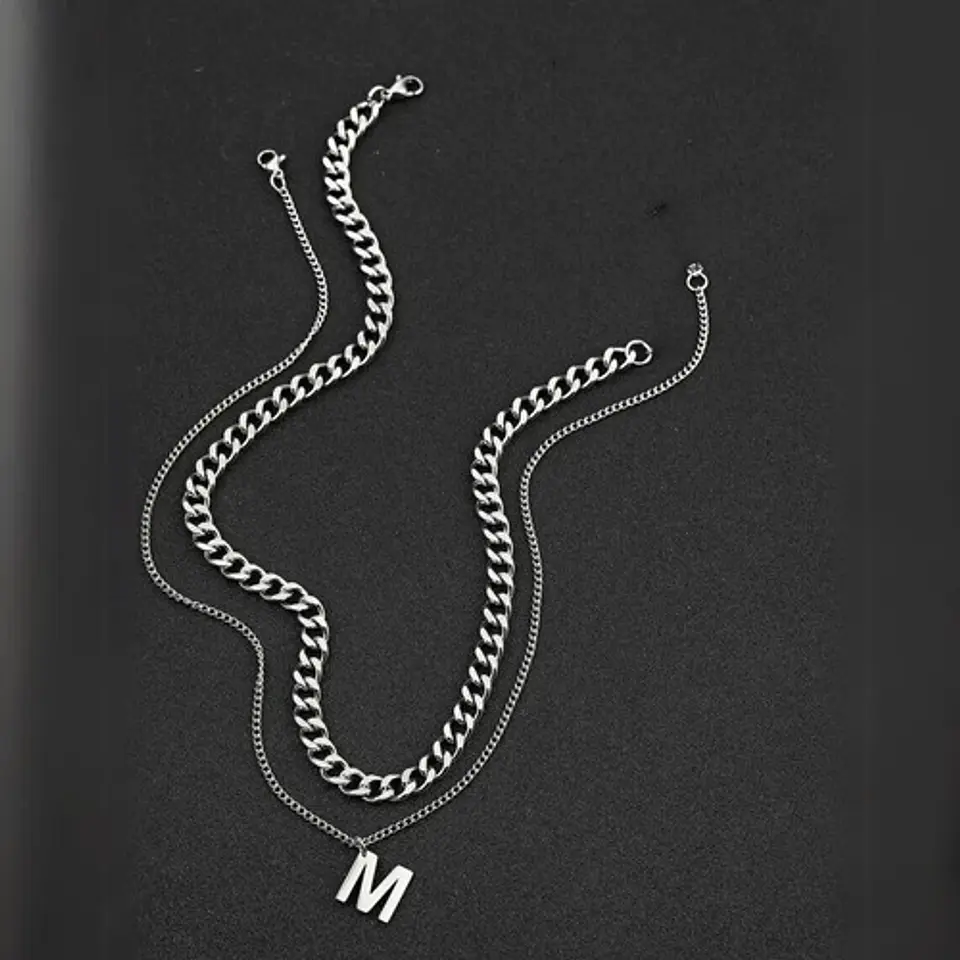 Collar Para Hombre Mujer Con Dije Letras Iniciales De Acero 48