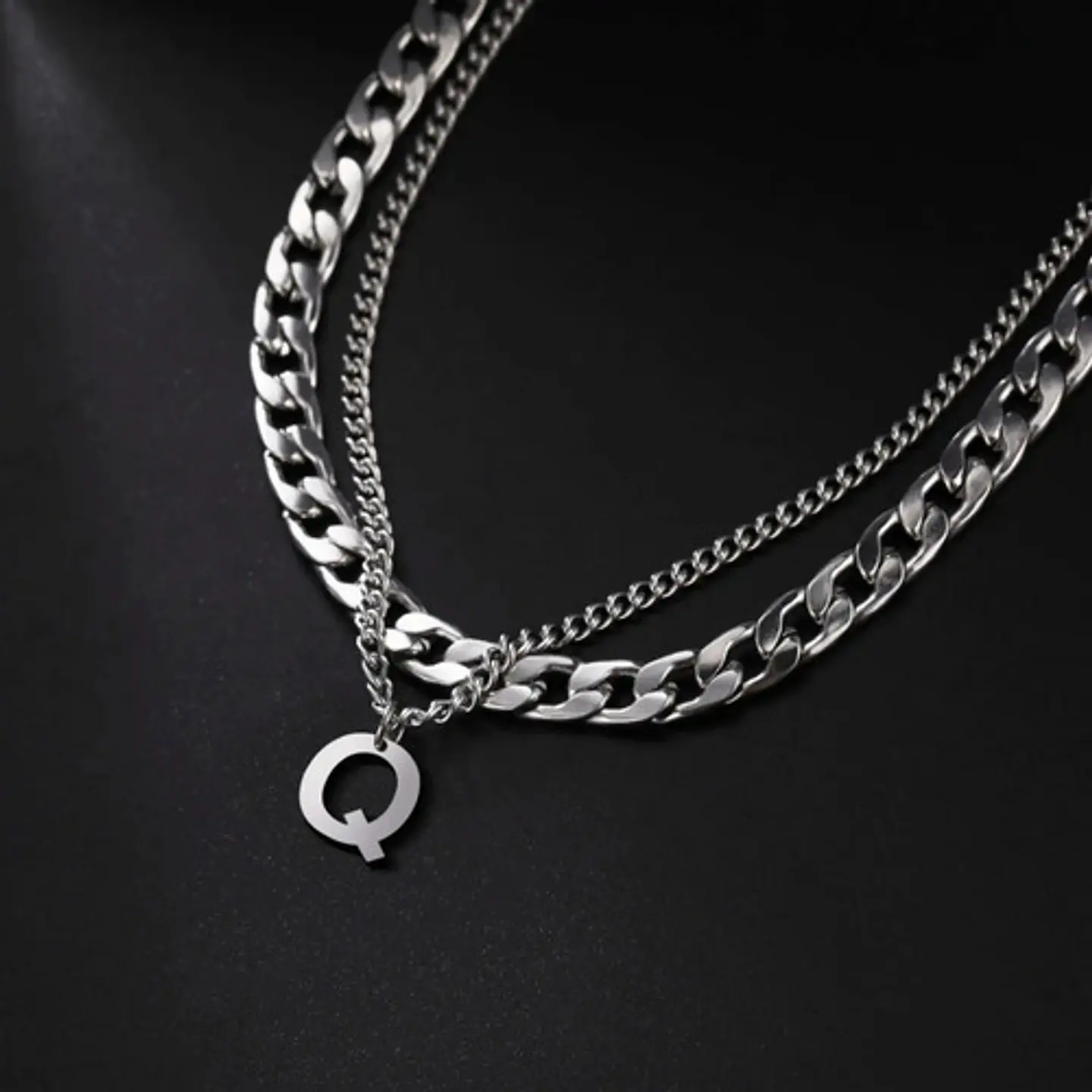 Collar Para Hombre Mujer Con Dije Letras Iniciales De Acero 64