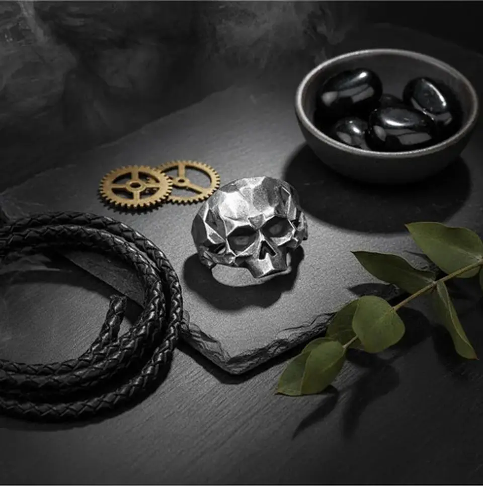 Anillo Color Plata Oscuro De Acero Craneo Calavera Hombre 6