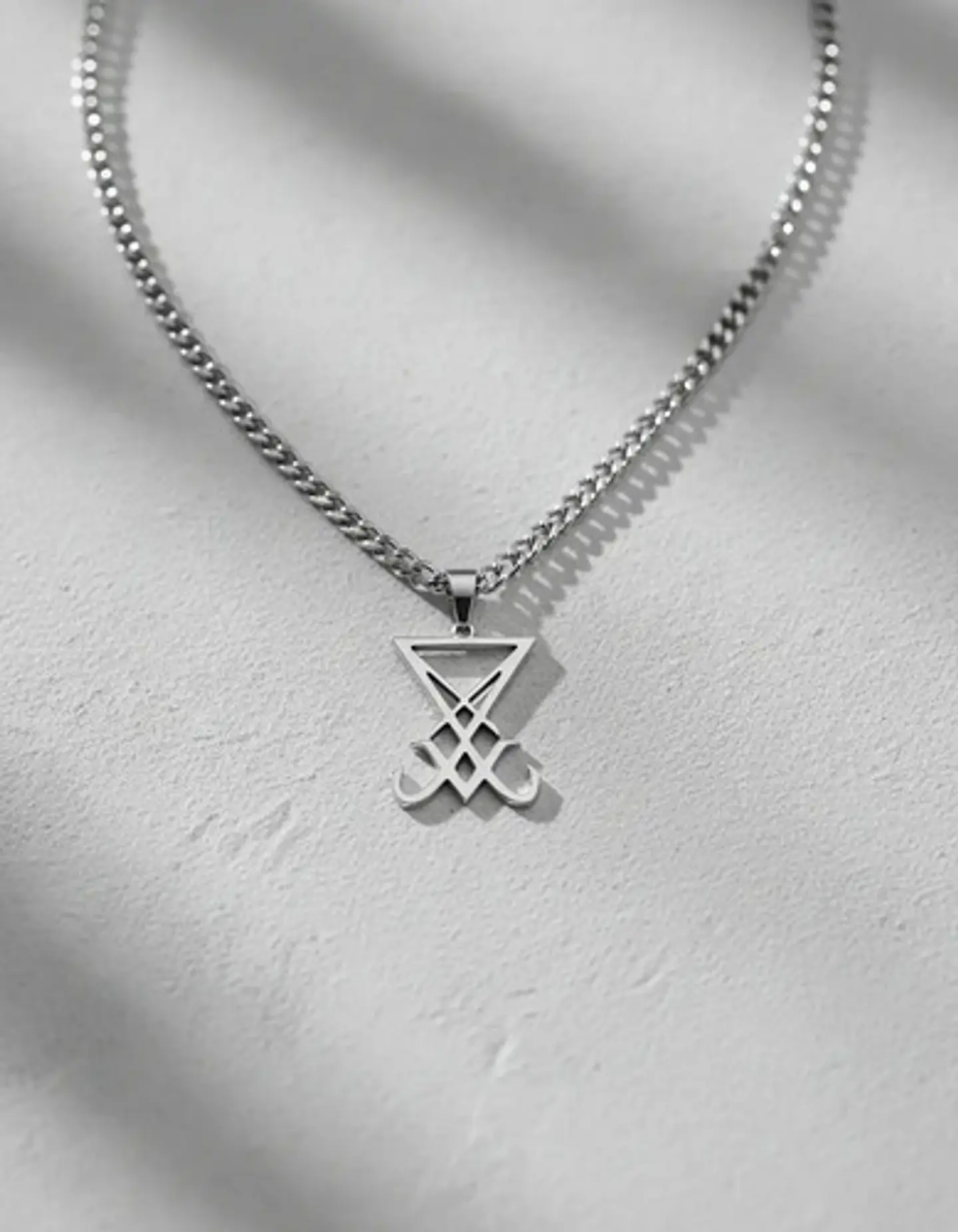 Collar Color Plata Para Hombre Y Mujer Dije Sigil Pentagrama 3