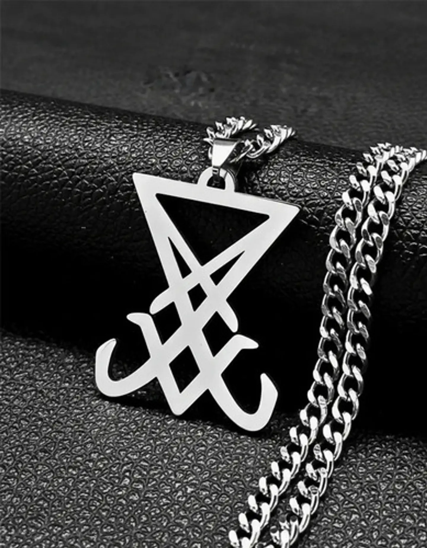 Collar Color Plata Para Hombre Y Mujer Dije Sigil Pentagrama 8