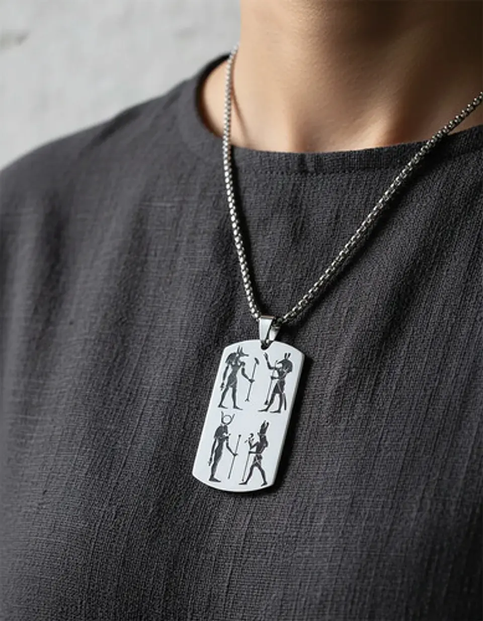 Collar Para Hombre Mujer Con Placa Horus Anubis Color Plata 4