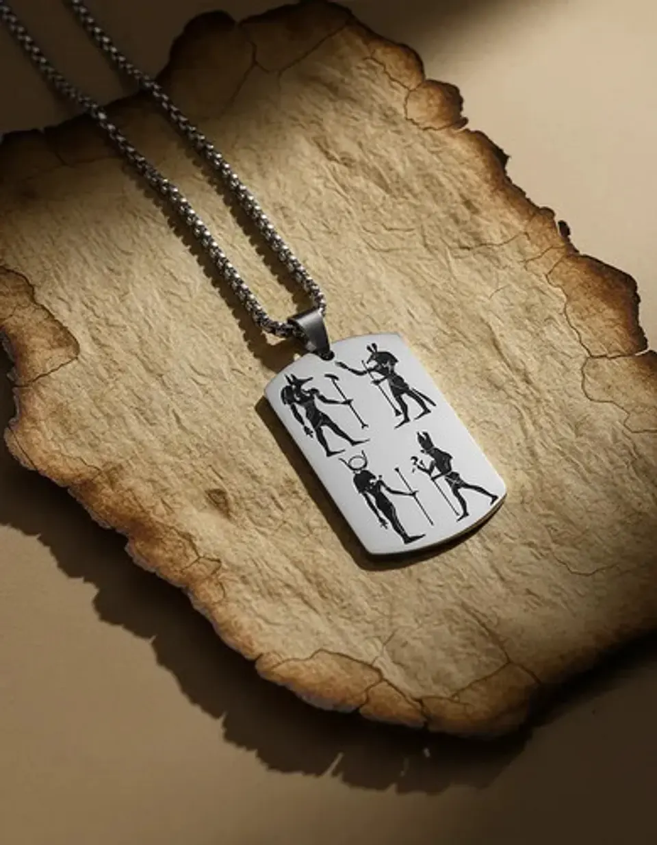 Collar Para Hombre Mujer Con Placa Horus Anubis Color Plata 7