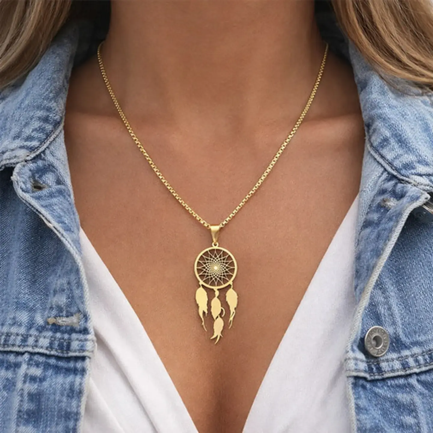 Collar Para Mujeres Dije Atrapasueños Cazador Color Oro 3