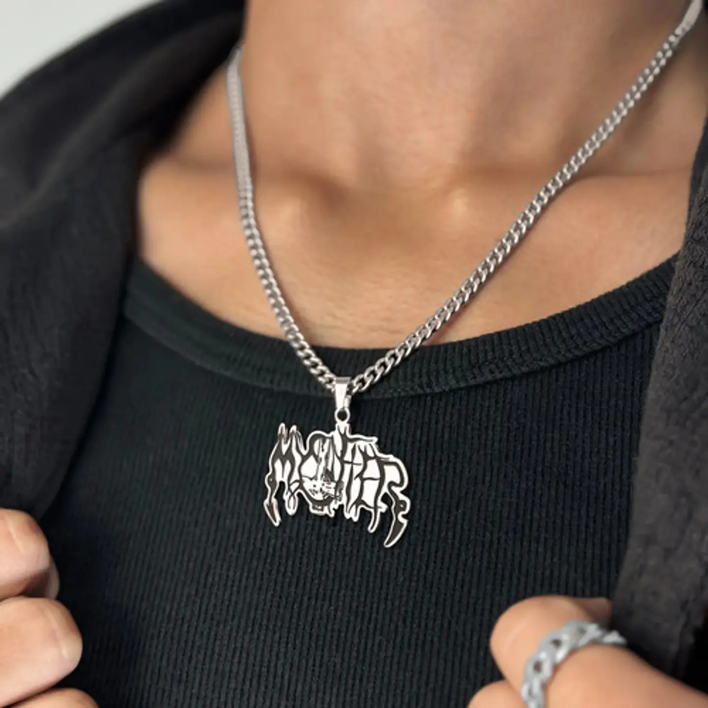 Collar Para Hombre Y Mujer Con Dije Banda De Metal Mystifier 4