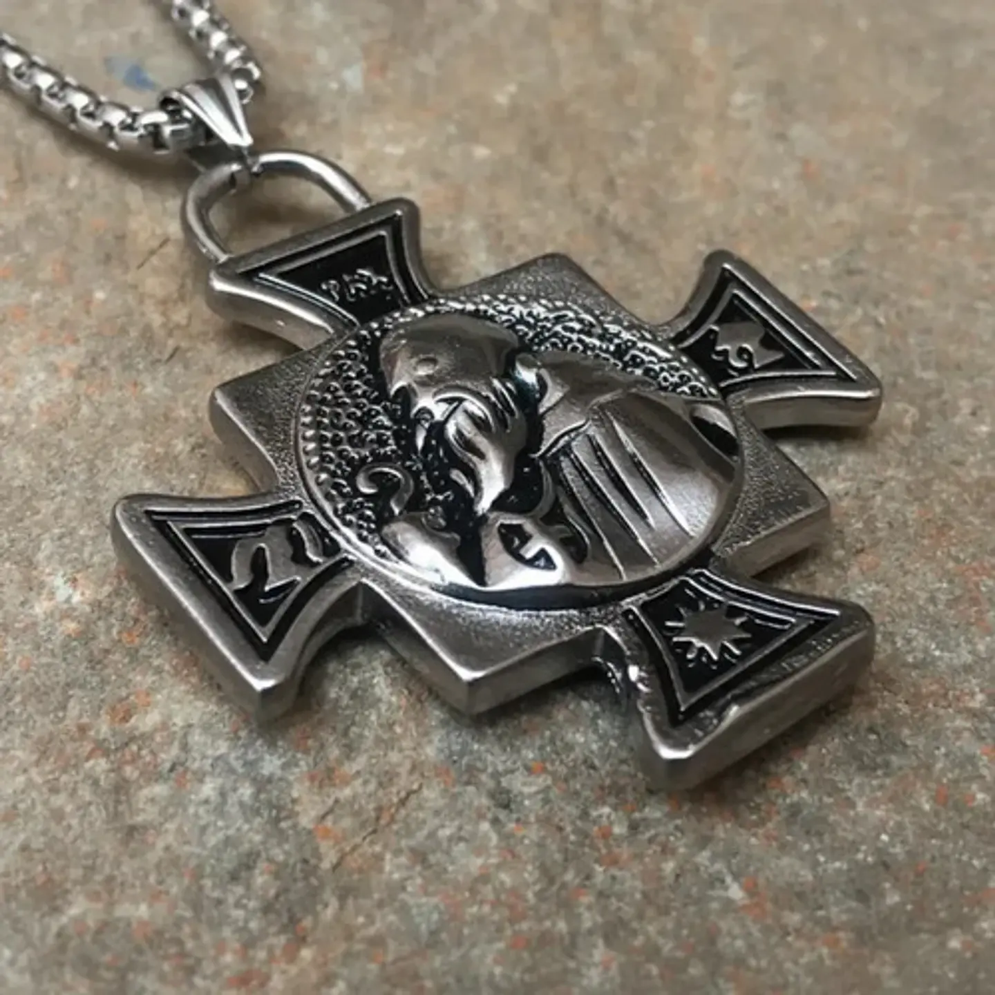 Collar De Acero Para Hombres Dije Cruz Sello De San Benito 5