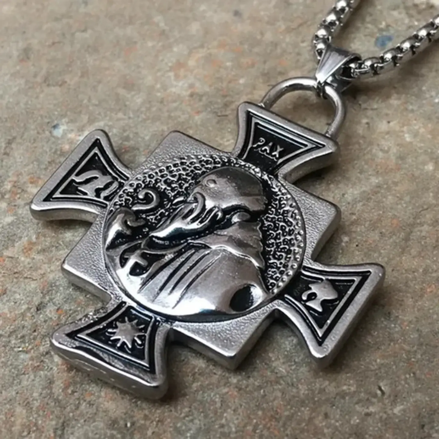 Collar De Acero Para Hombres Dije Cruz Sello De San Benito 7