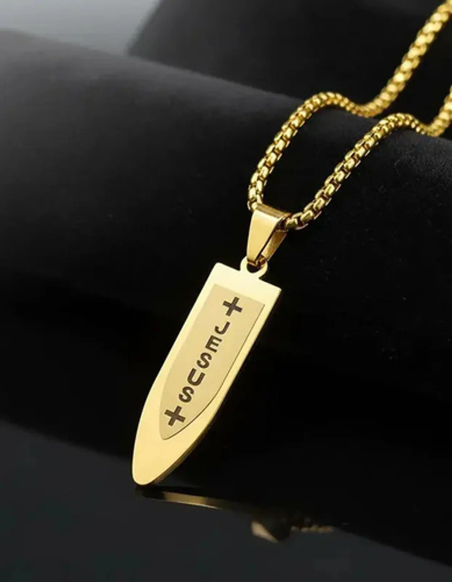 Collar Para Hombre Con Dije Bala Jesus De Acero Color Oro 8