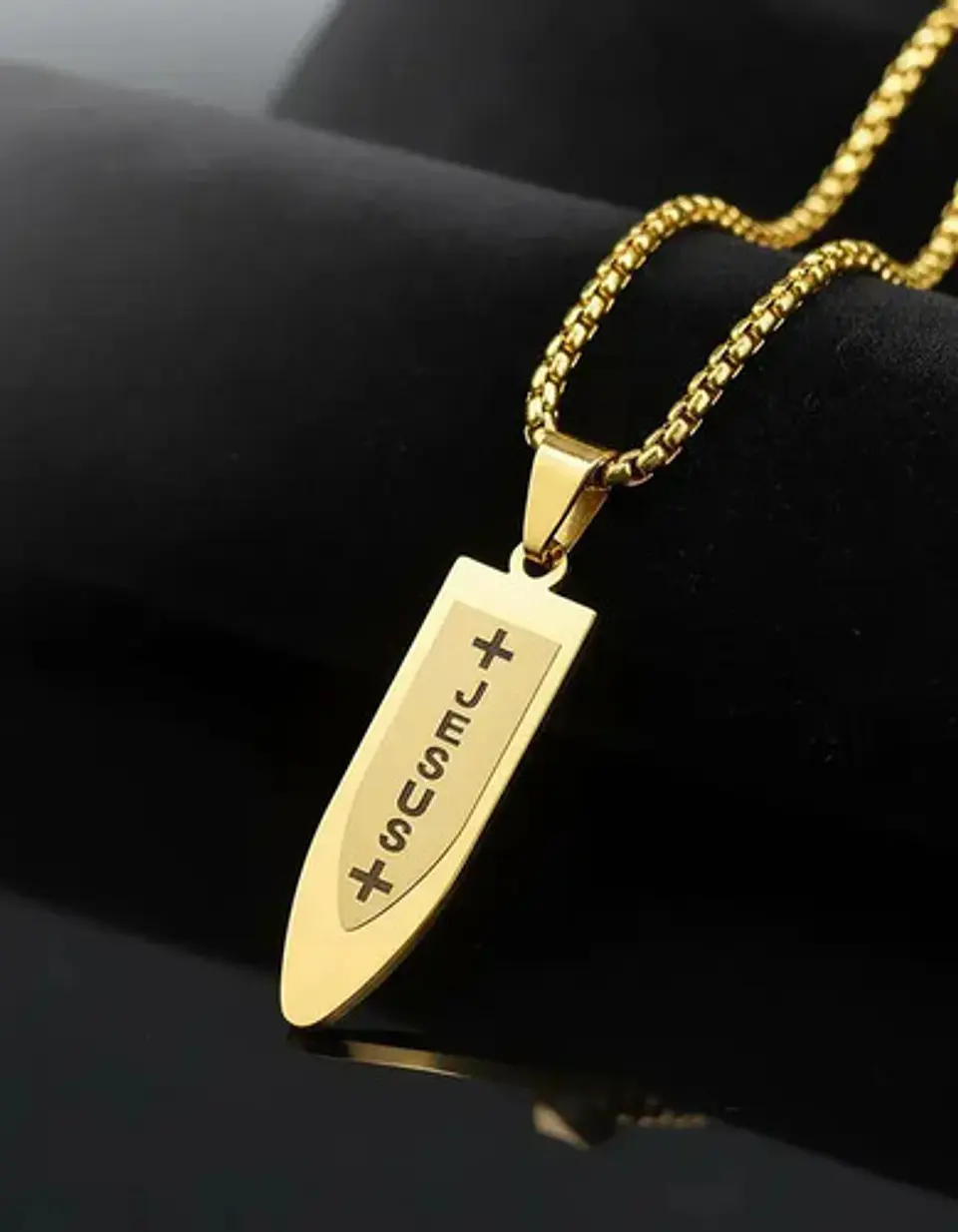 Collar Para Hombre Con Dije Bala Jesus De Acero Color Oro 8