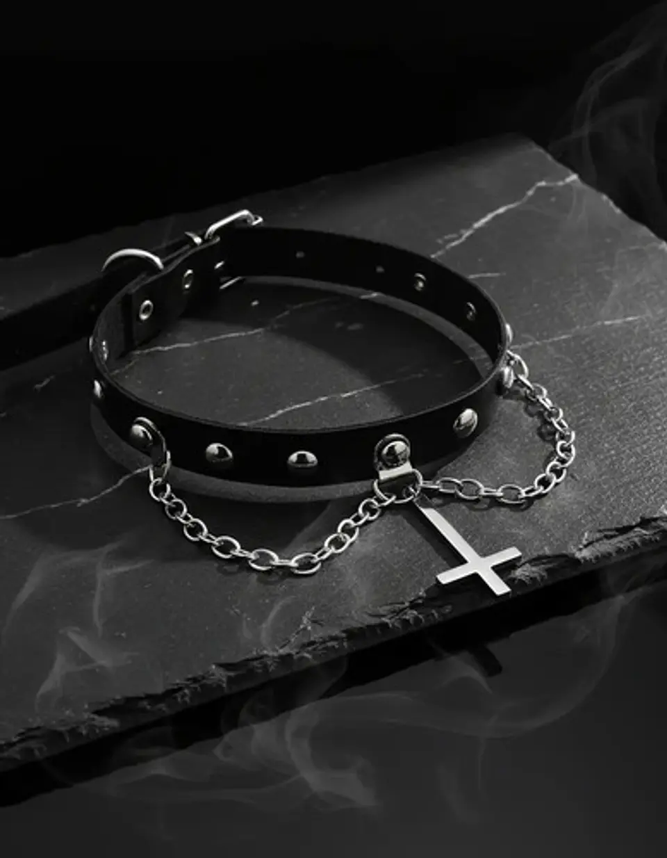 Collar Choker Gotico Para Mujer Y Dije Cruz Invertida Acero 7