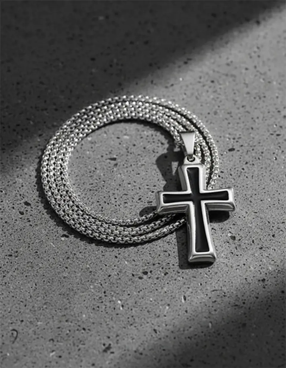 Collar Para Hombre Mujer Con Dije Cruz Catolica Color Plata 3