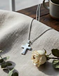 Collar Para Hombre Mujer Con Dije Cruz Catolica Color Plata - Miniatura 4