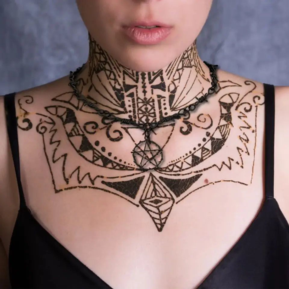 Colla Para Mujer Alambre De Puas Y Dije Estrella Pentagrama 8
