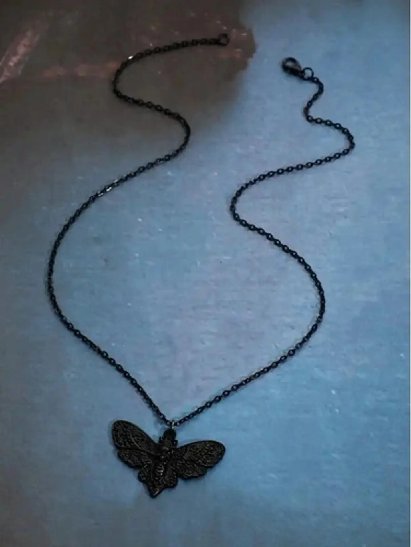 Colla Para Mujer Con Dije Polilla Mariposa Calavera Craneo 4