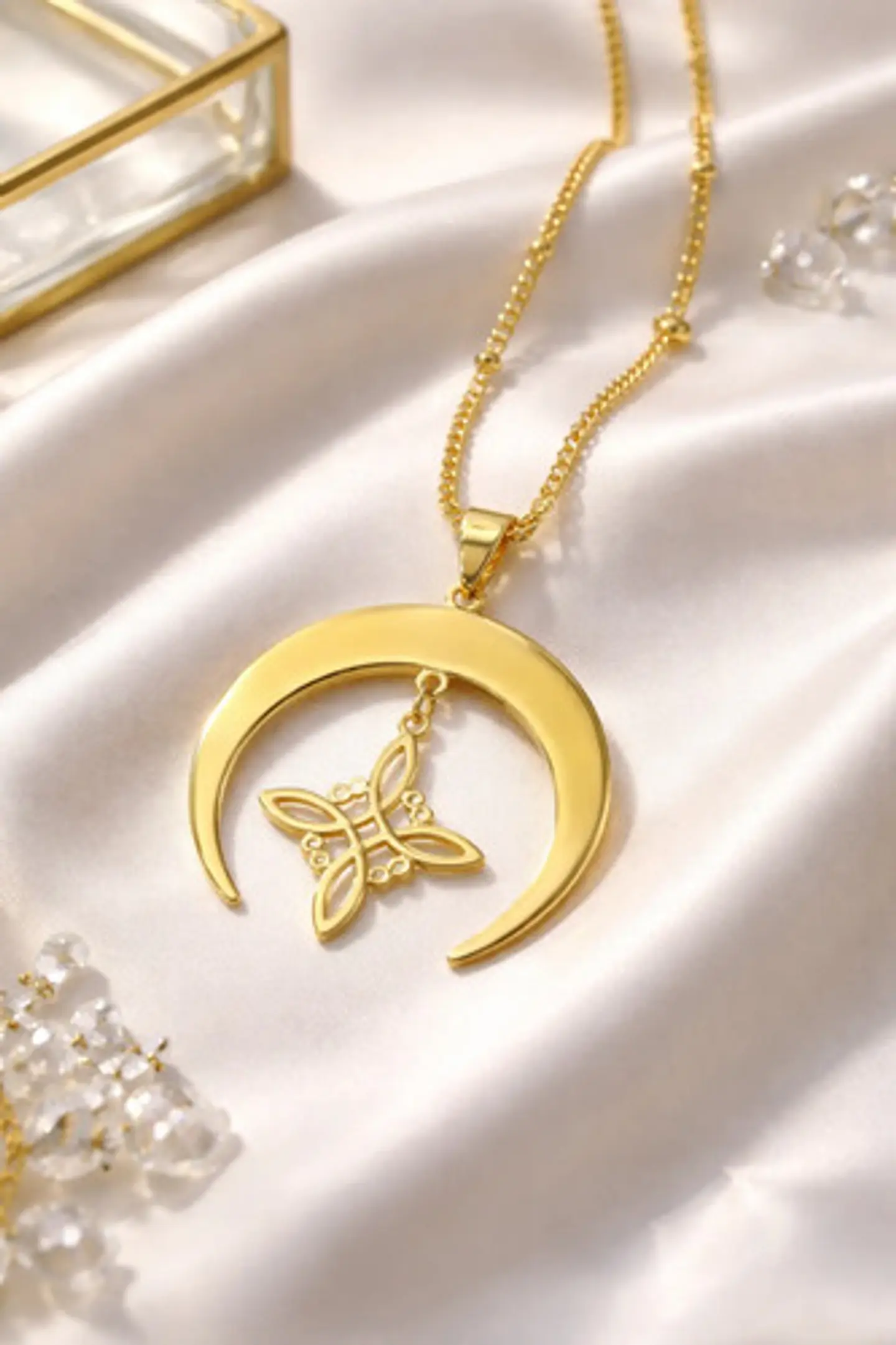 Collar Para Mujeres Dije Luna Invertida Nudo Bruja Dorado 3