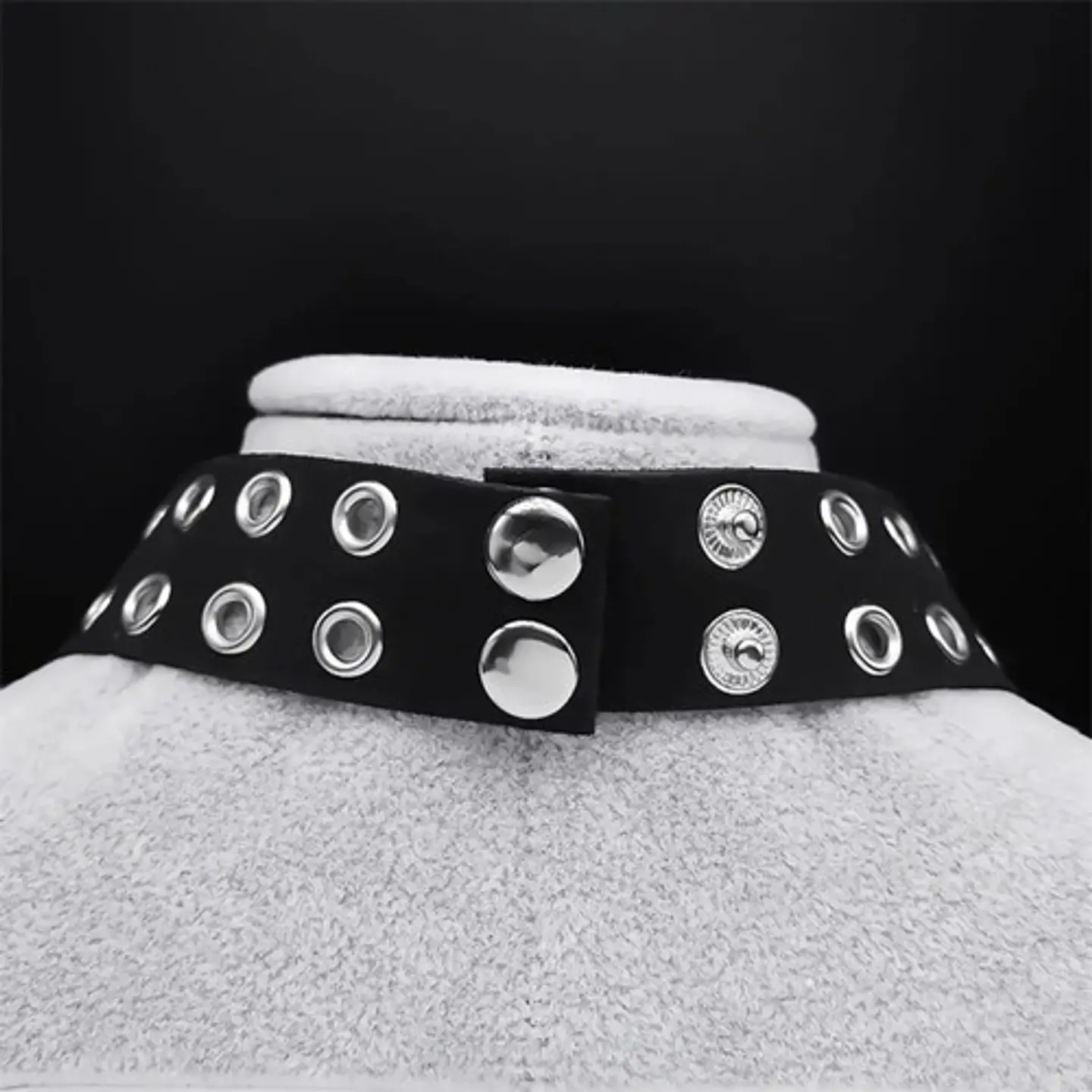 Collar Choker Para Mujer Con Dije Cruz Estrella Pentagrama  4