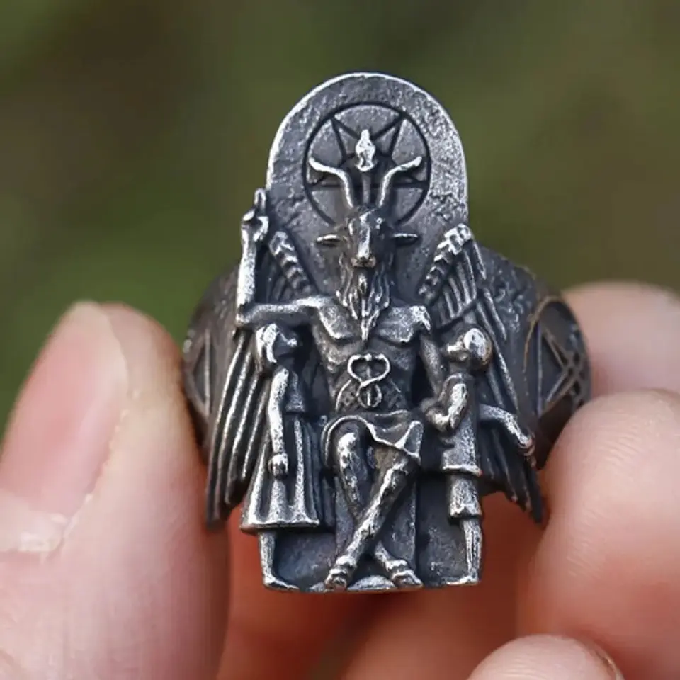Anillo Para Hombre Y Mujer Con Sigil Cabra Lucifer De Acero  9