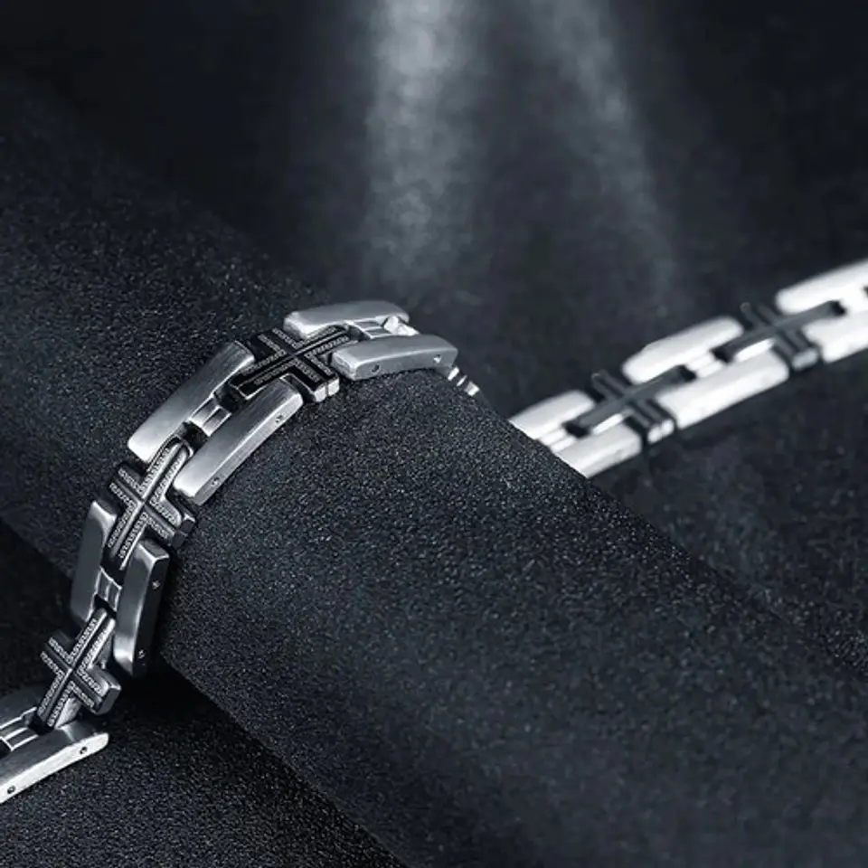 Pulsera Para Hombre De Acero Inoxidable Con Eslabón Cruces 5