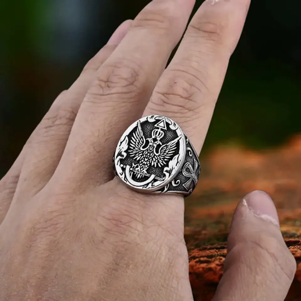 Anillo Para Hombre Con Águila Bicéfala Color Plata En Acero 7