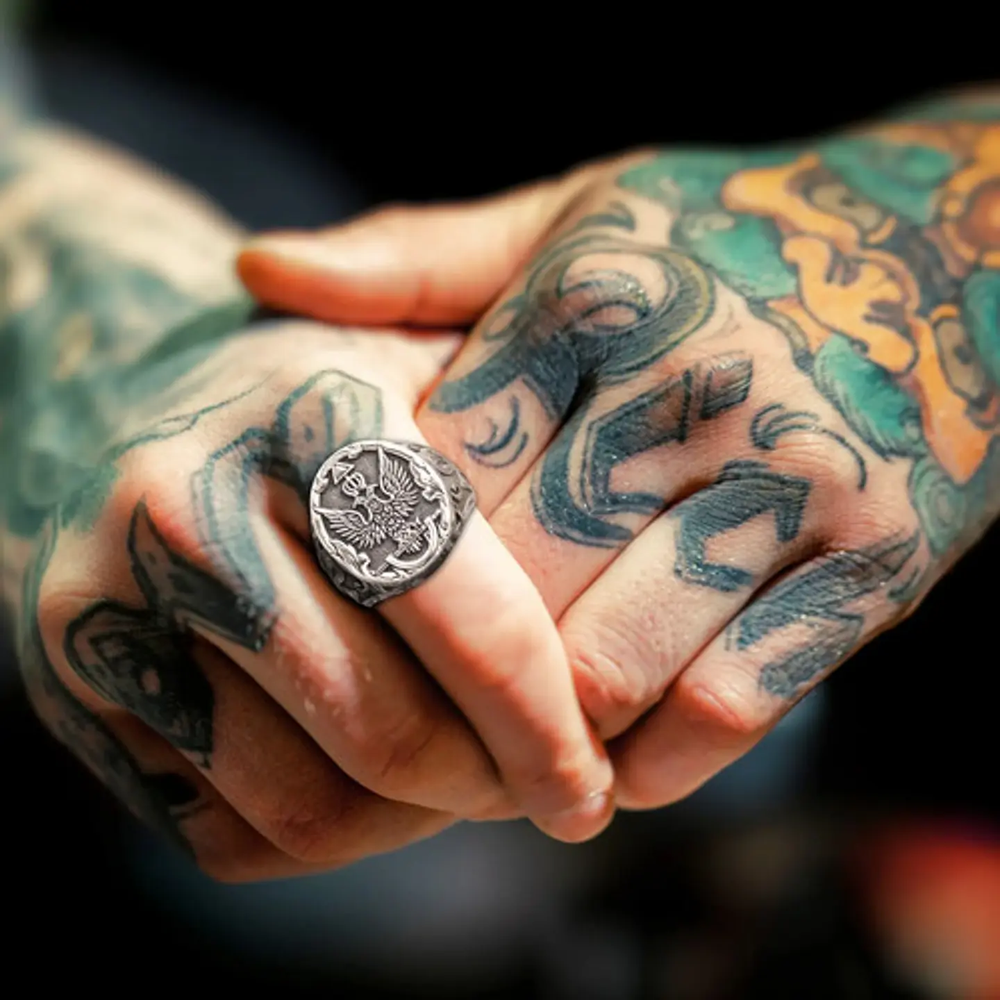 Anillo Para Hombre Con Águila Bicéfala Color Plata En Acero 8