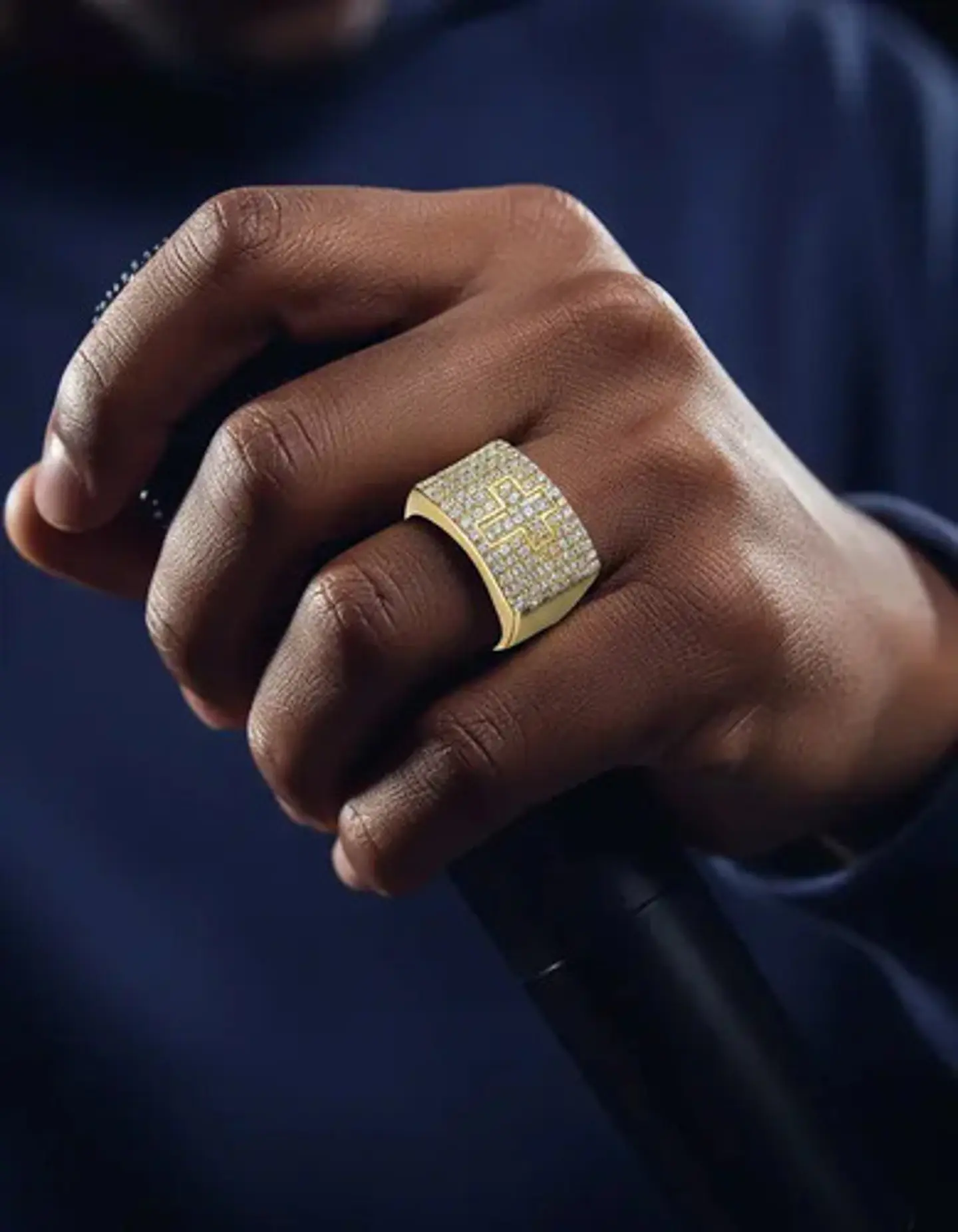 Anillo Lujoso Para Hombre Cruz Cz Hip Hop De Acero Color Oro 8