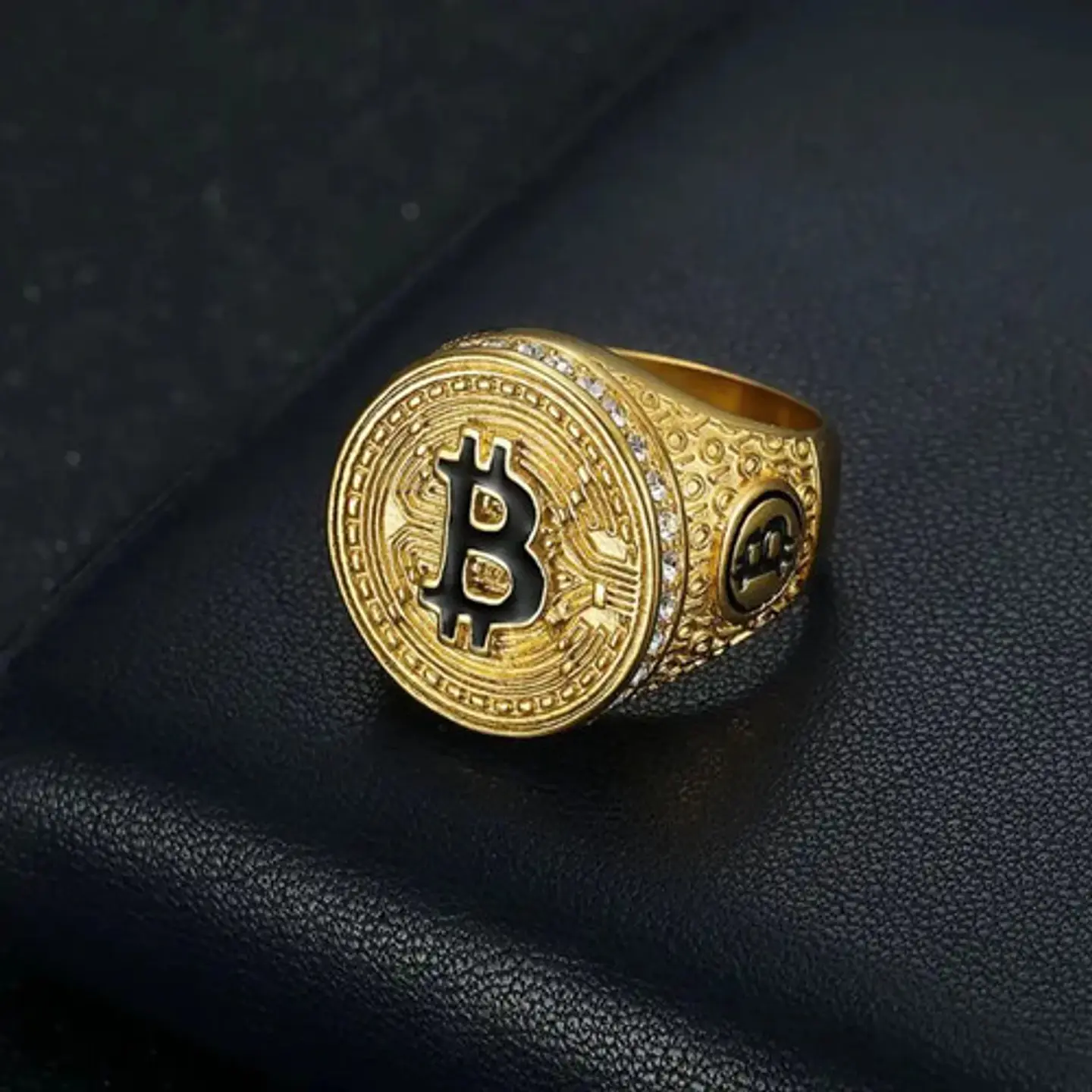 Anillo Para Hombre Cripto Bitcoin Hip Hop De Acero Color Oro 3