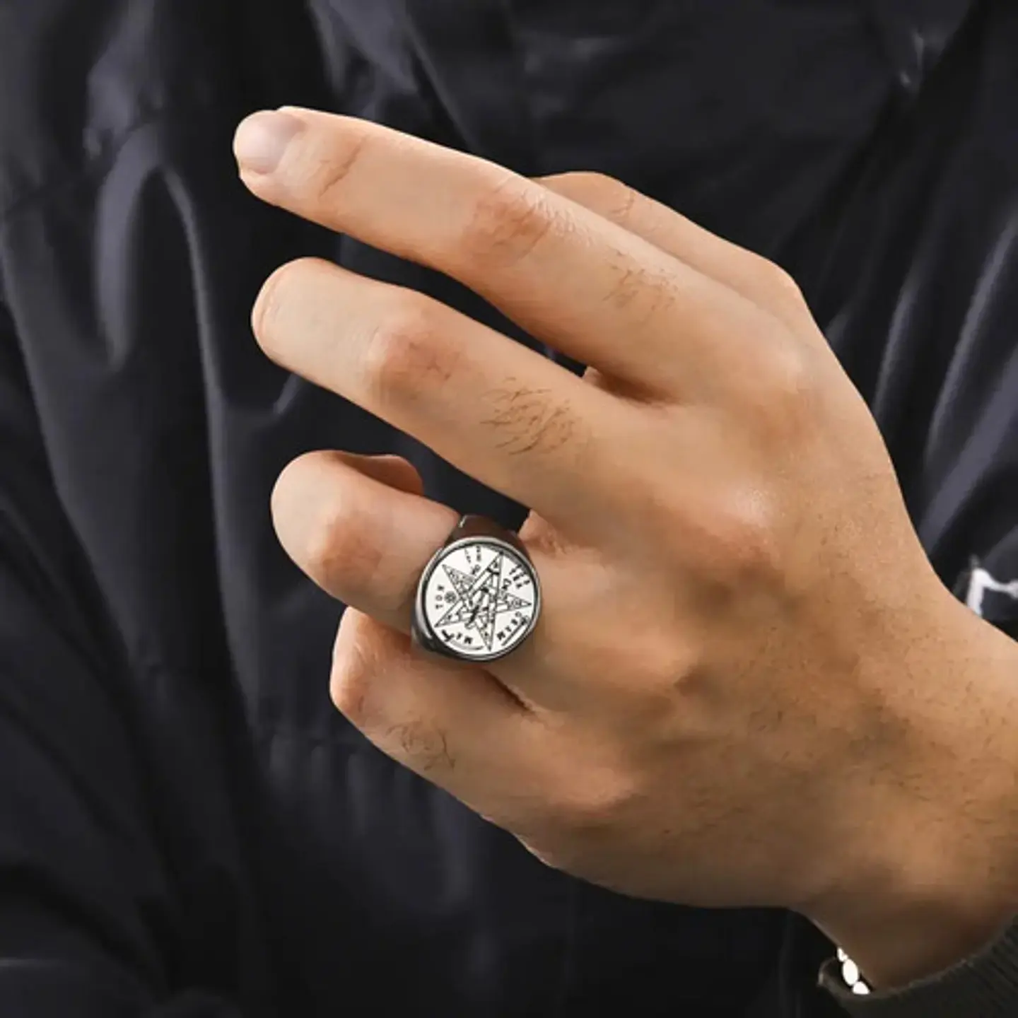 Anillo Hombre Y Mujer Tetragramaton Estrella Amuleto Salomon 18