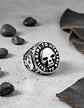 Anillo Motorista Para Hombre Con Cráneo De Acero Color Plata - Miniatura 4