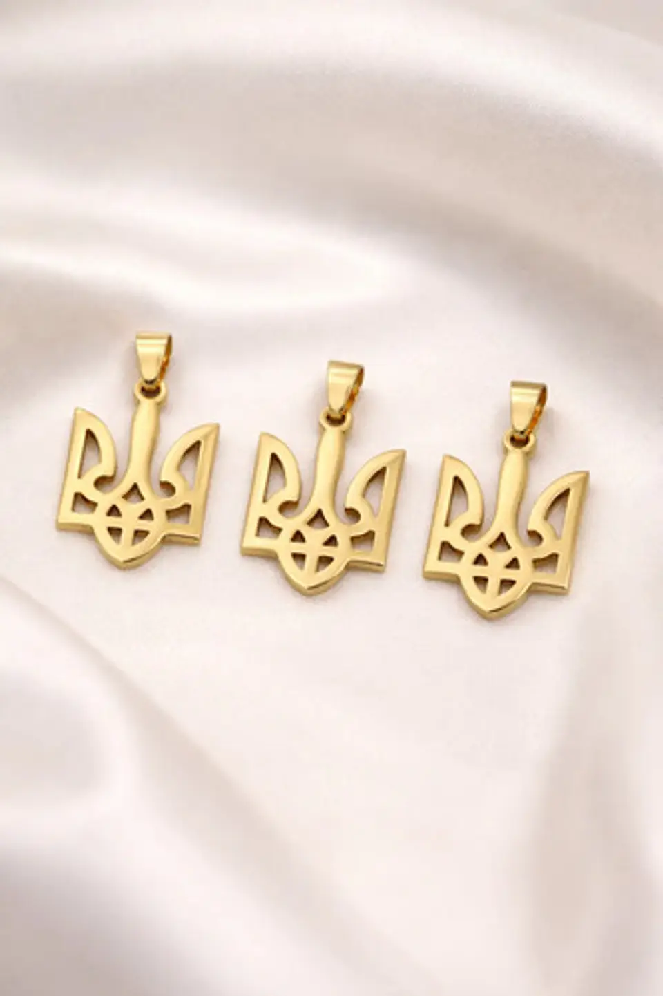 Set 3 Dijes Hombre Y Mujer Tridente Escudo Ucrania Tryzub 2