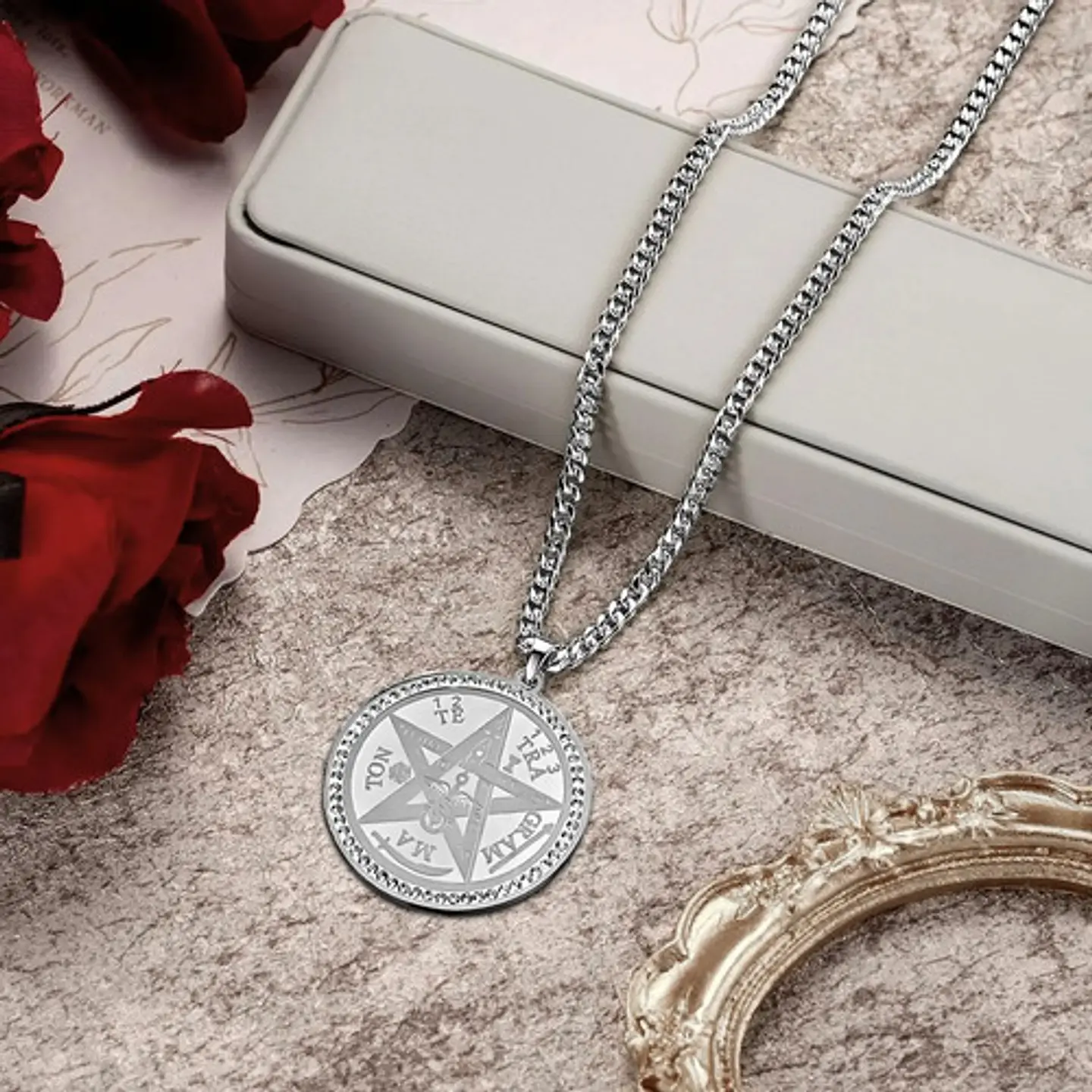 Collar Para Hombres Mujeres Medalla Tetragrámaton Pentagrama 14
