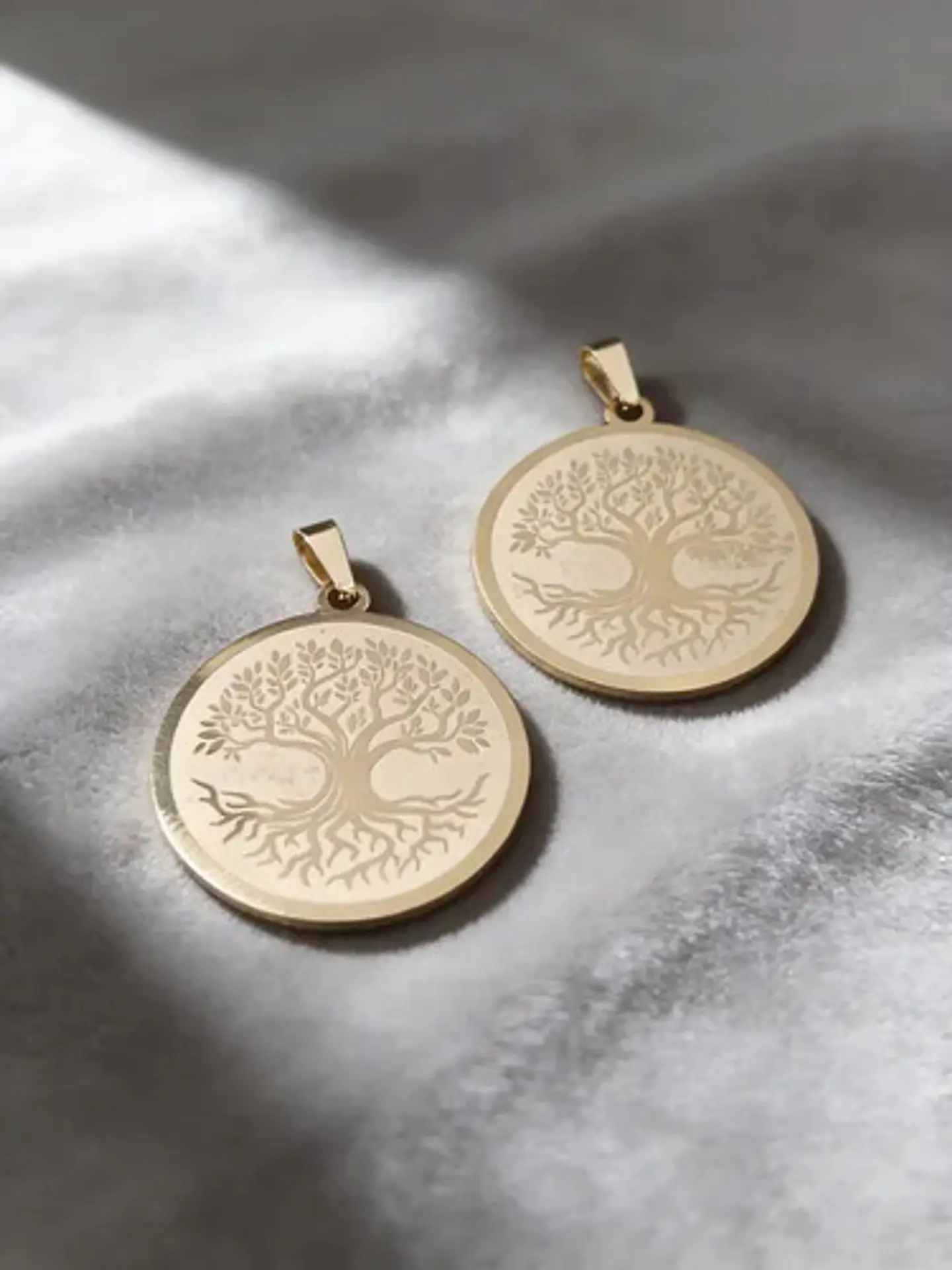 Set De 2 Dijes Para Hombre Y Mujer Medallas Árbol De La Vida 5
