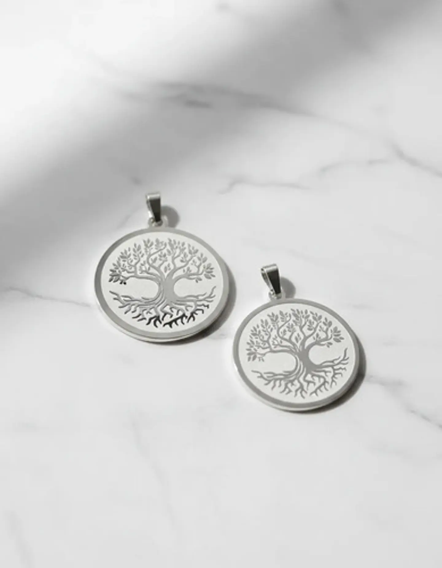 Set De 2 Dijes Para Hombre Y Mujer Medallas Árbol De La Vida 19