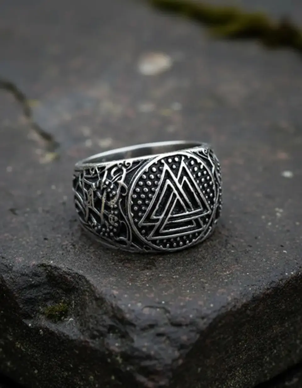 Anillo Para Hombres Vikingo Valknut De Acero Color Plata 9