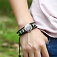 Pulsera Para Hombre Y Mujer Dije Lobo Brilla En La Oscuridad - Miniatura 3