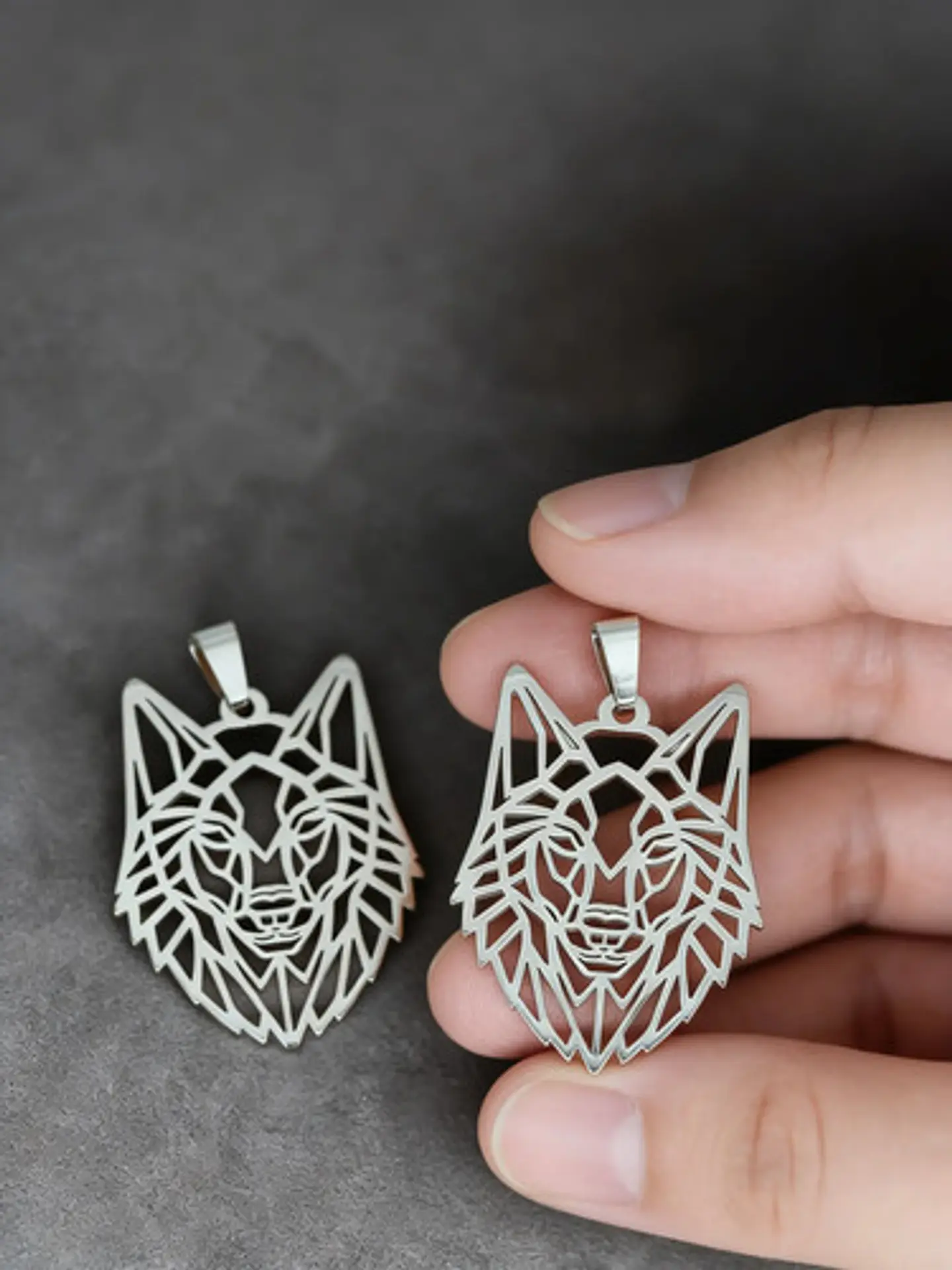 Set 2 Dijes Cabeza Lobo Nórdico Vikingo Para Hombre Y Mujer 13