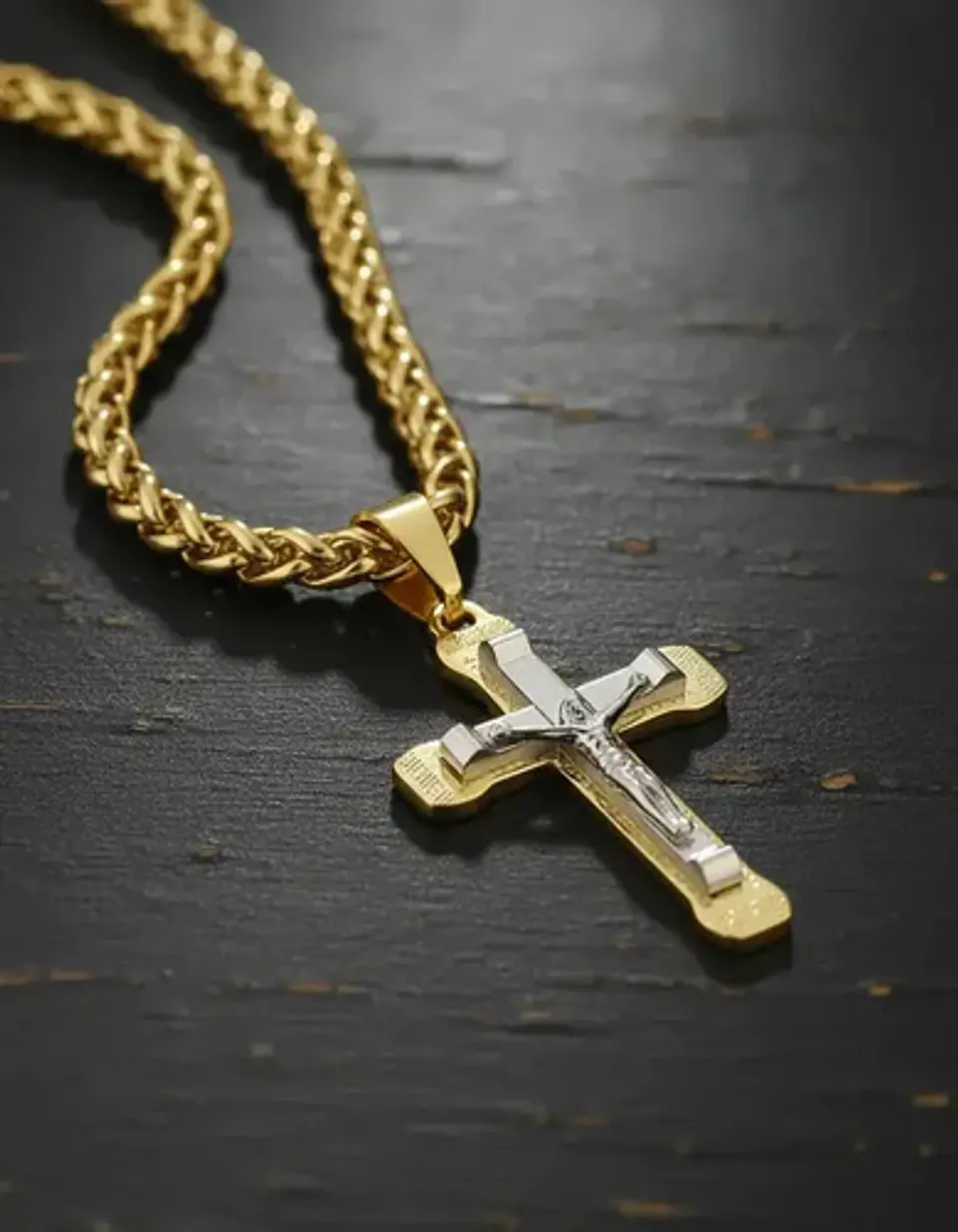 Collar Para Hombres Dije Crucifijo Cristo De Acero Color Oro 7
