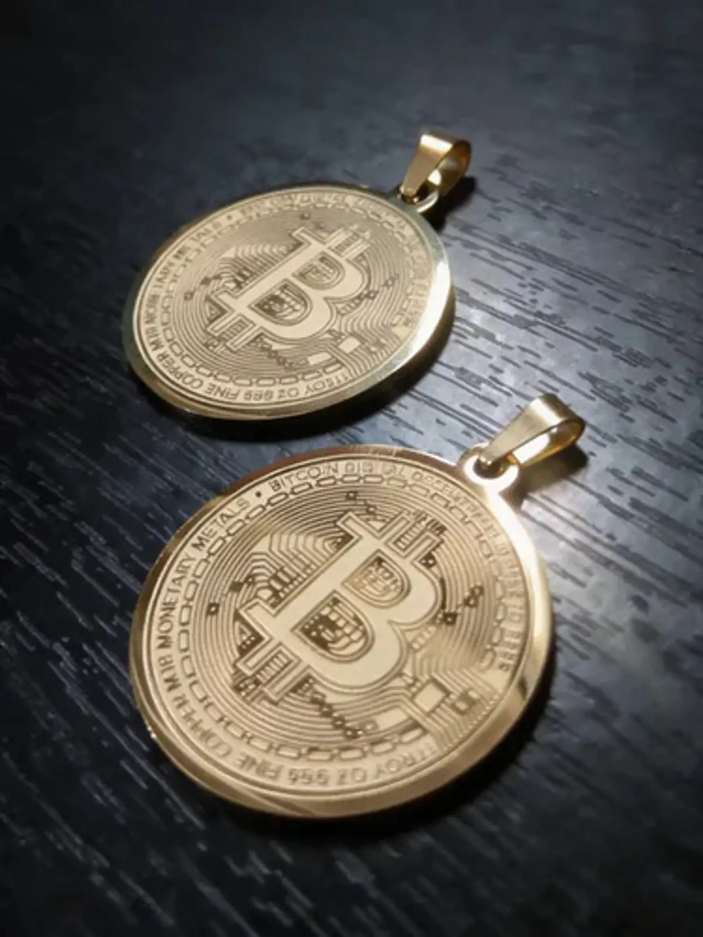 Set 2 Dijes Para Hombre Mujer Medallas Bitcoin Criptomoneda 9