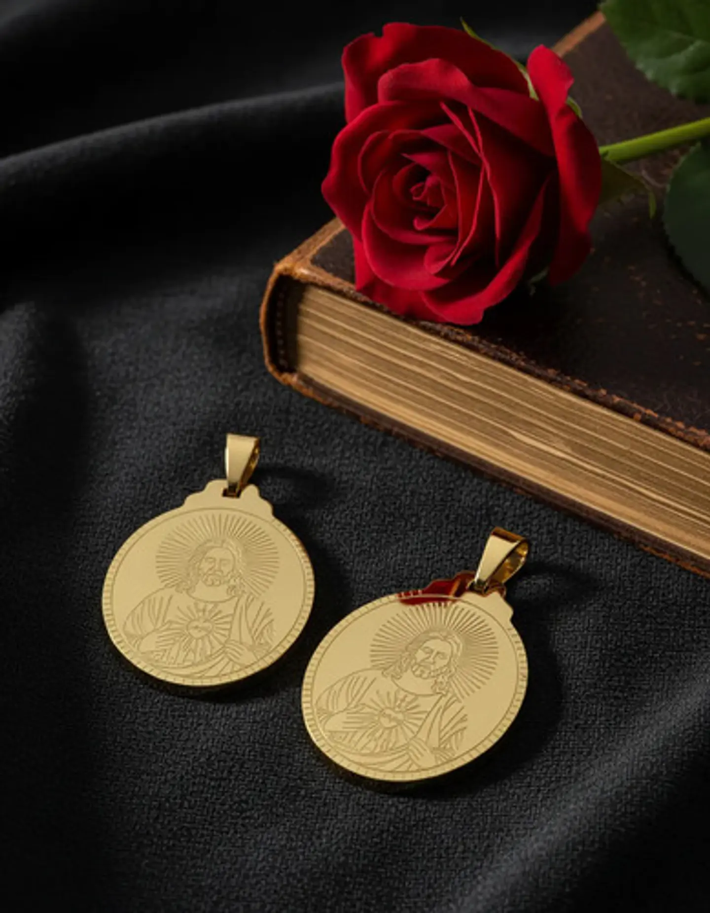 Pack X2 Para Hombres Mujer Medallas Sagrado Corazón De Jesús 7