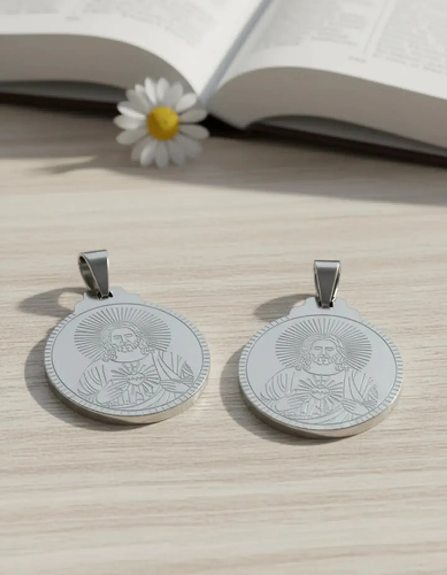 Pack X2 Para Hombres Mujer Medallas Sagrado Corazón De Jesús 11