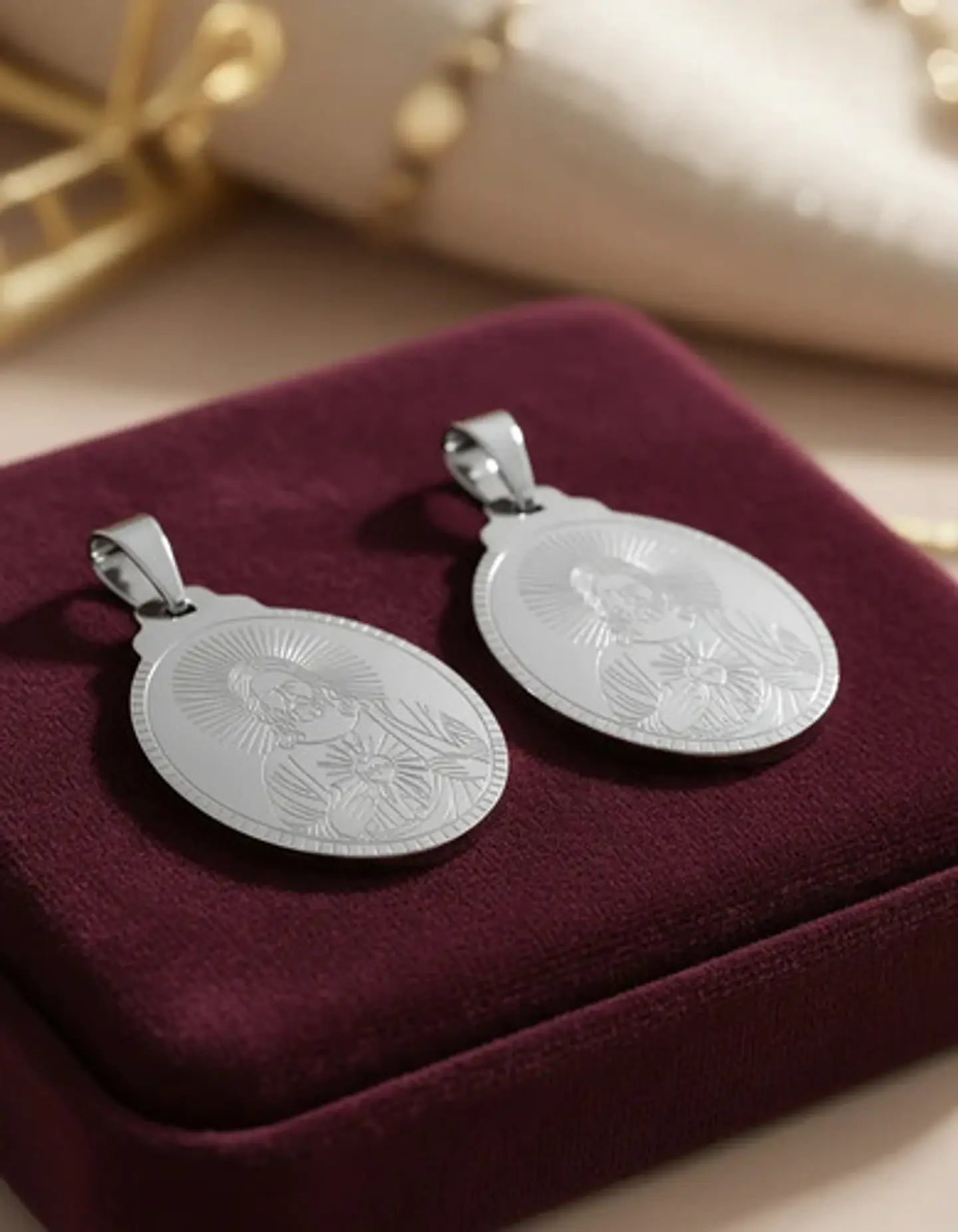 Pack X2 Para Hombres Mujer Medallas Sagrado Corazón De Jesús 12