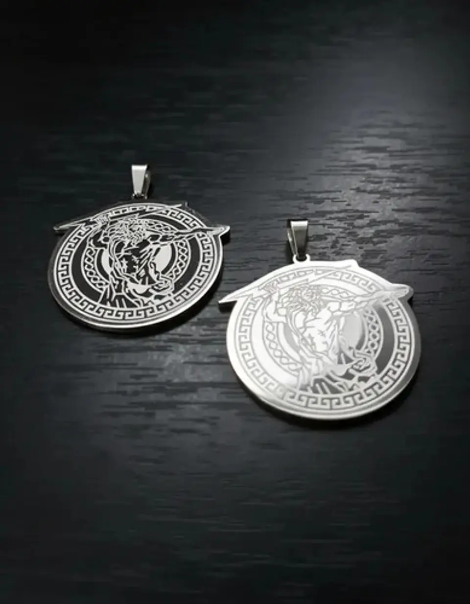 Set 2 Dijes Para Hombre Y Mujer Medallas Zeus Trueno Griego 16
