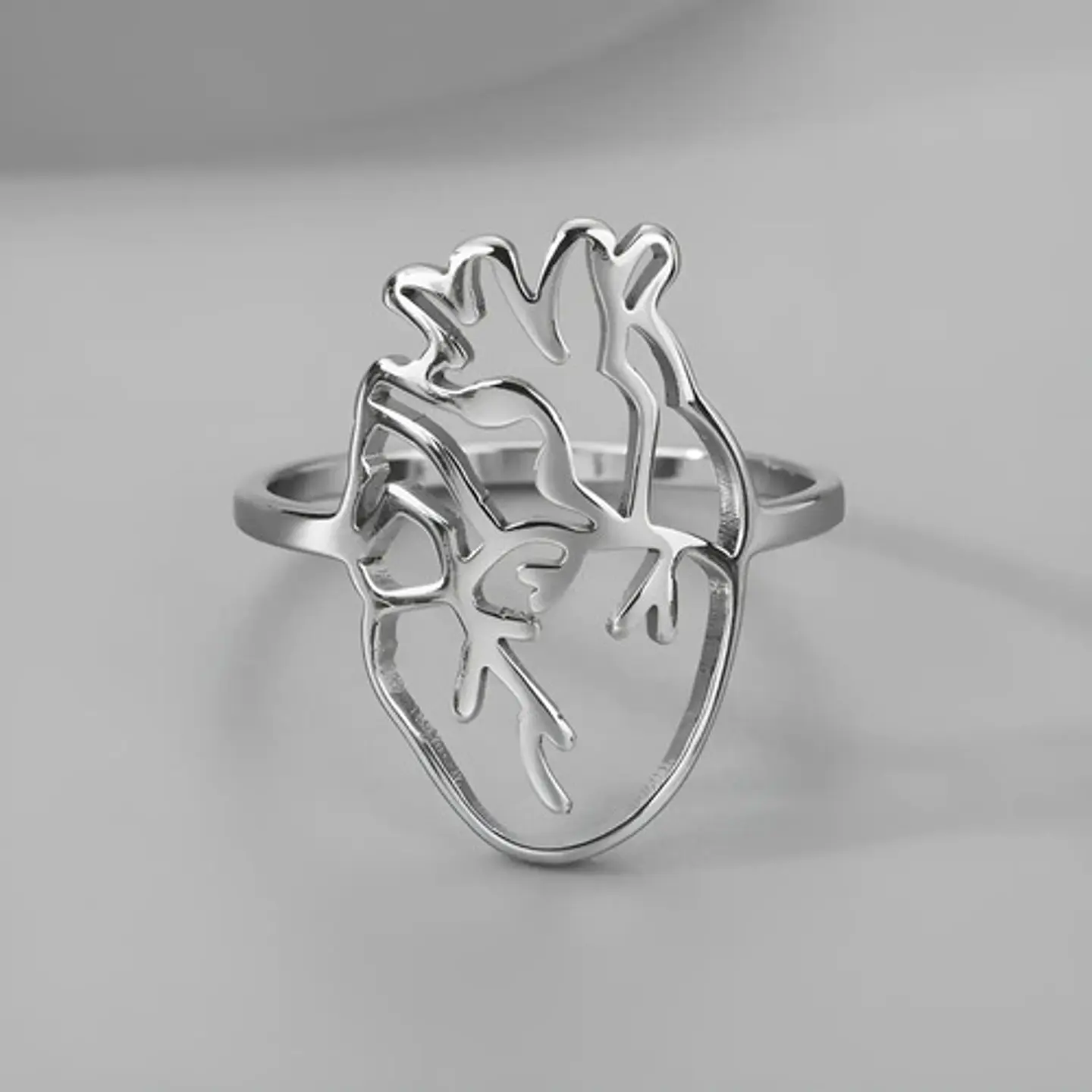 Anillo Para Hombre Y Mujer Color Oro Corazón Anatómico Hueco 8